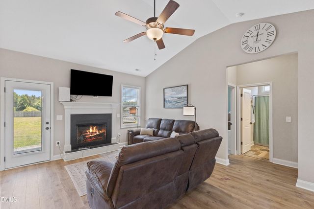 175 Day Lily Street, Selma, NC 27576