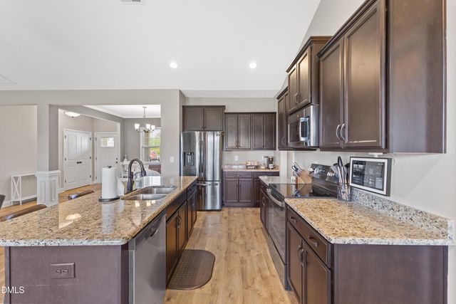 175 Day Lily Street, Selma, NC 27576