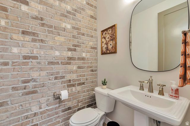 15 N MORNING MIST LN, Kaysville, UT 84037