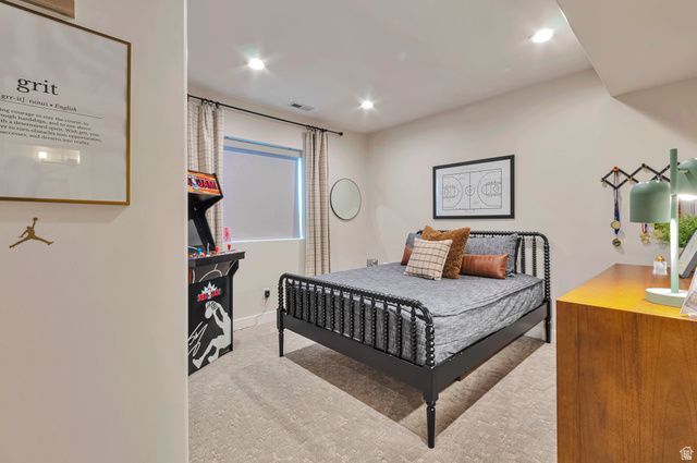 15 N MORNING MIST LN, Kaysville, UT 84037