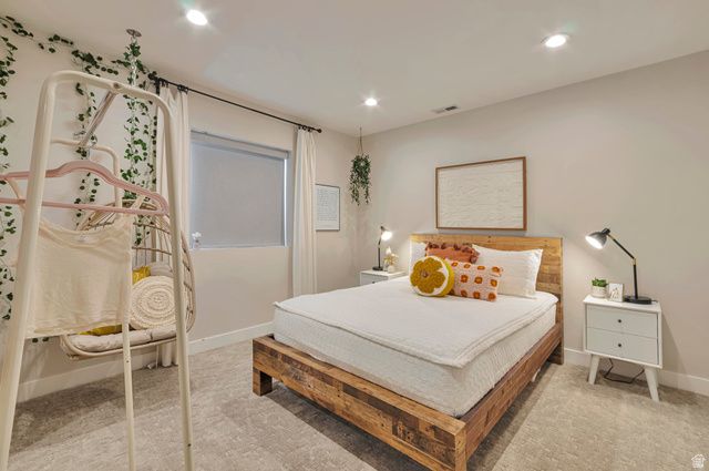 15 N MORNING MIST LN, Kaysville, UT 84037