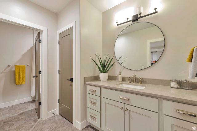 15 N MORNING MIST LN, Kaysville, UT 84037