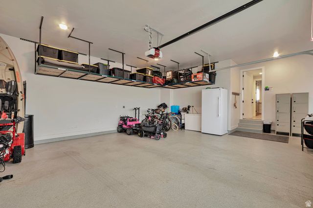 15 N MORNING MIST LN, Kaysville, UT 84037