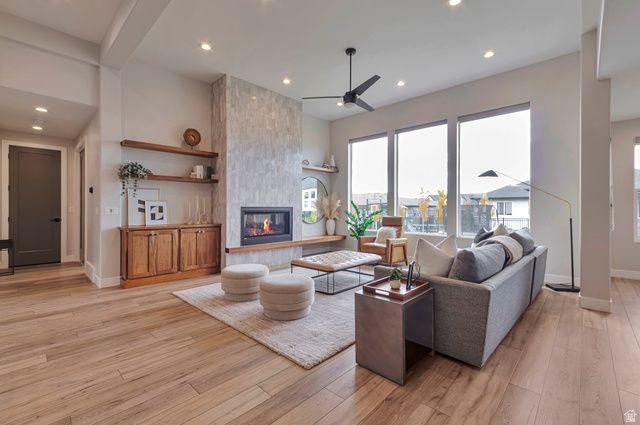 15 N MORNING MIST LN, Kaysville, UT 84037
