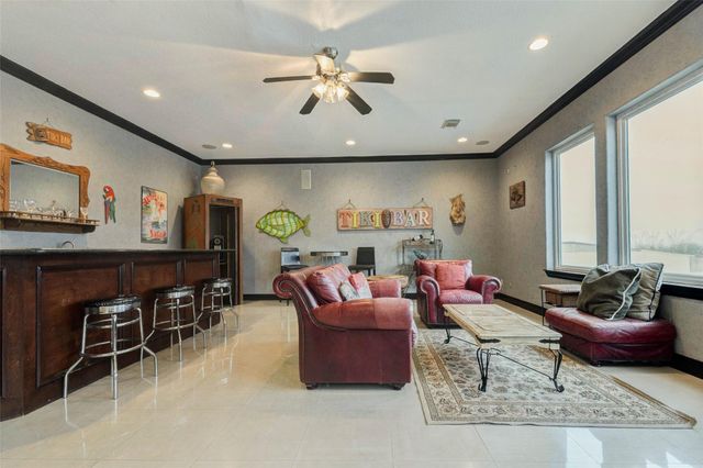 2732 Broadway Street, Dickinson, TX 77539