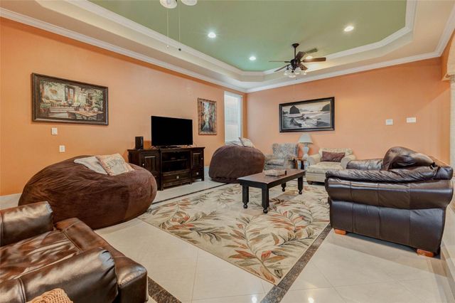 2732 Broadway Street, Dickinson, TX 77539