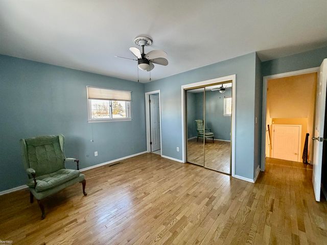 4463 Sunnymead Avenue, Burton, MI 48519