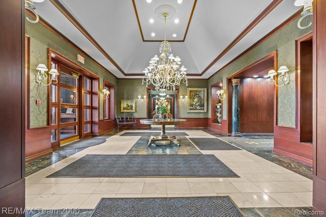 3320 Spinnaker Lane 15F, Detroit, MI 48207