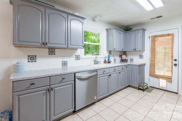 513 Mountainbrook Road, Lancaster, SC 29720