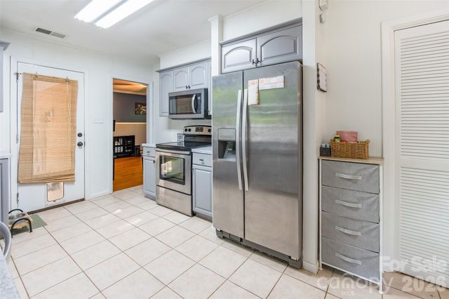 513 Mountainbrook Road, Lancaster, SC 29720