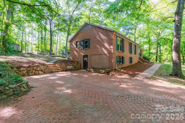 513 Mountainbrook Road, Lancaster, SC 29720