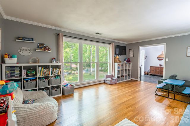 513 Mountainbrook Road, Lancaster, SC 29720