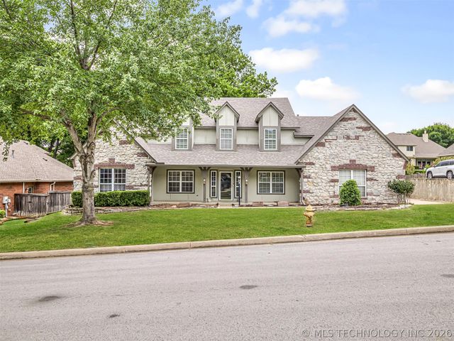 12512 S 18th Circle E, Jenks, OK 74037