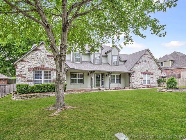 12512 S 18th Circle E, Jenks, OK 74037