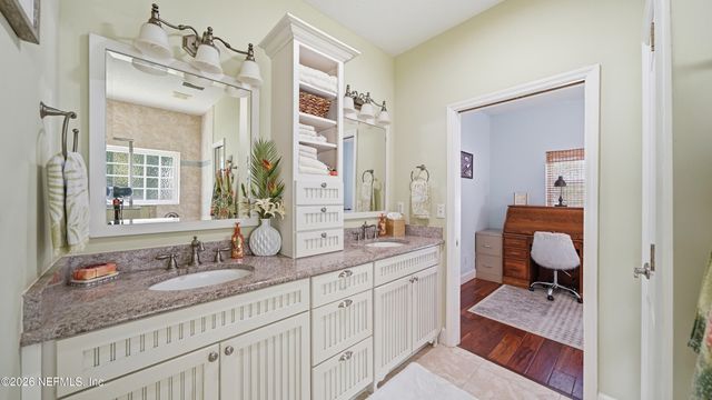 6661 RAMOTH Drive, Jacksonville, FL 32226