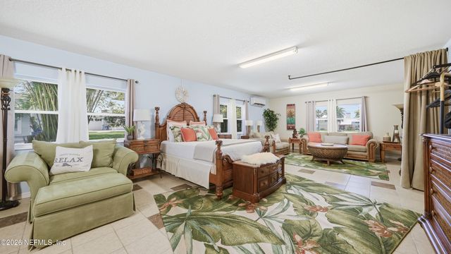 6661 RAMOTH Drive, Jacksonville, FL 32226