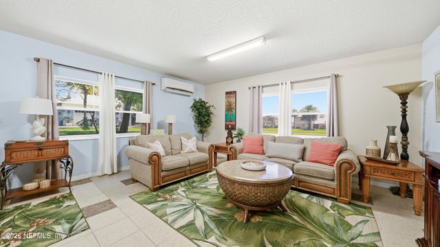 6661 RAMOTH Drive, Jacksonville, FL 32226