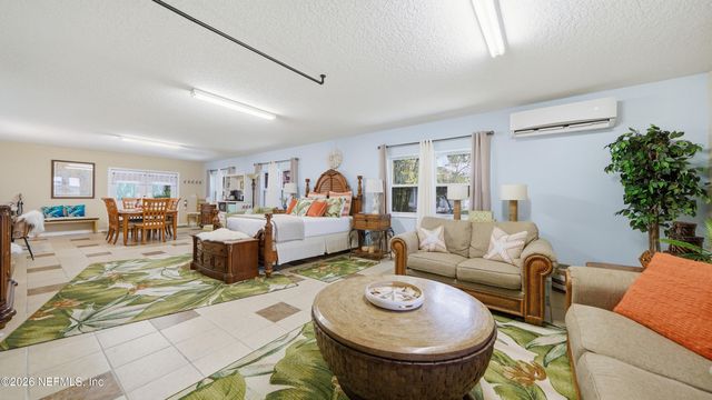6661 RAMOTH Drive, Jacksonville, FL 32226