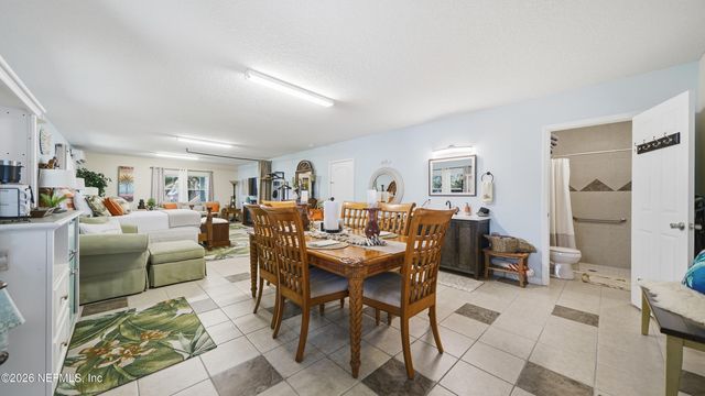6661 RAMOTH Drive, Jacksonville, FL 32226