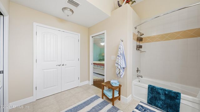 6661 RAMOTH Drive, Jacksonville, FL 32226