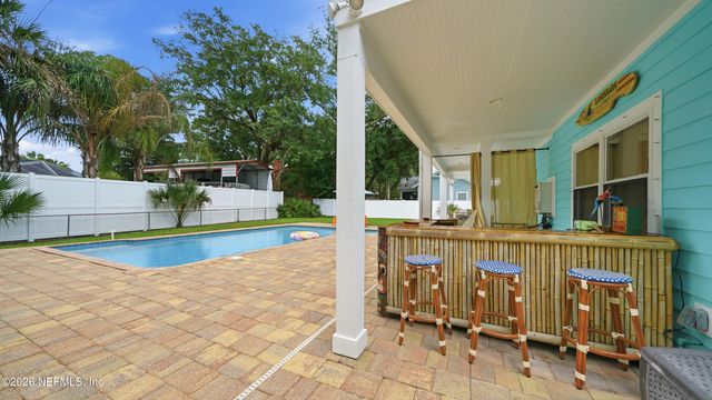 6661 RAMOTH Drive, Jacksonville, FL 32226