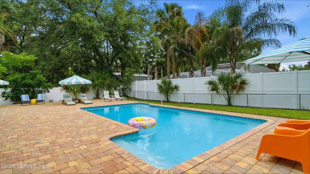 6661 RAMOTH Drive, Jacksonville, FL 32226