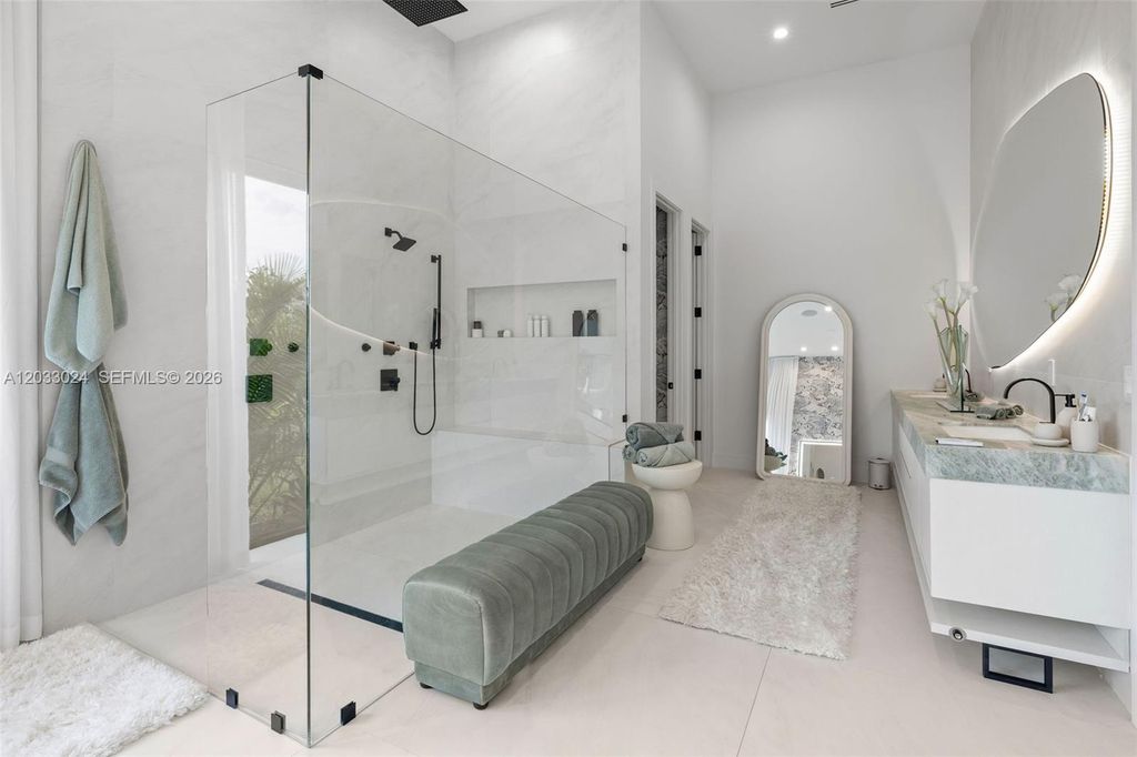 Image 29 of property listing at 14910 SW 16th Ct, Davie, FL 33326
