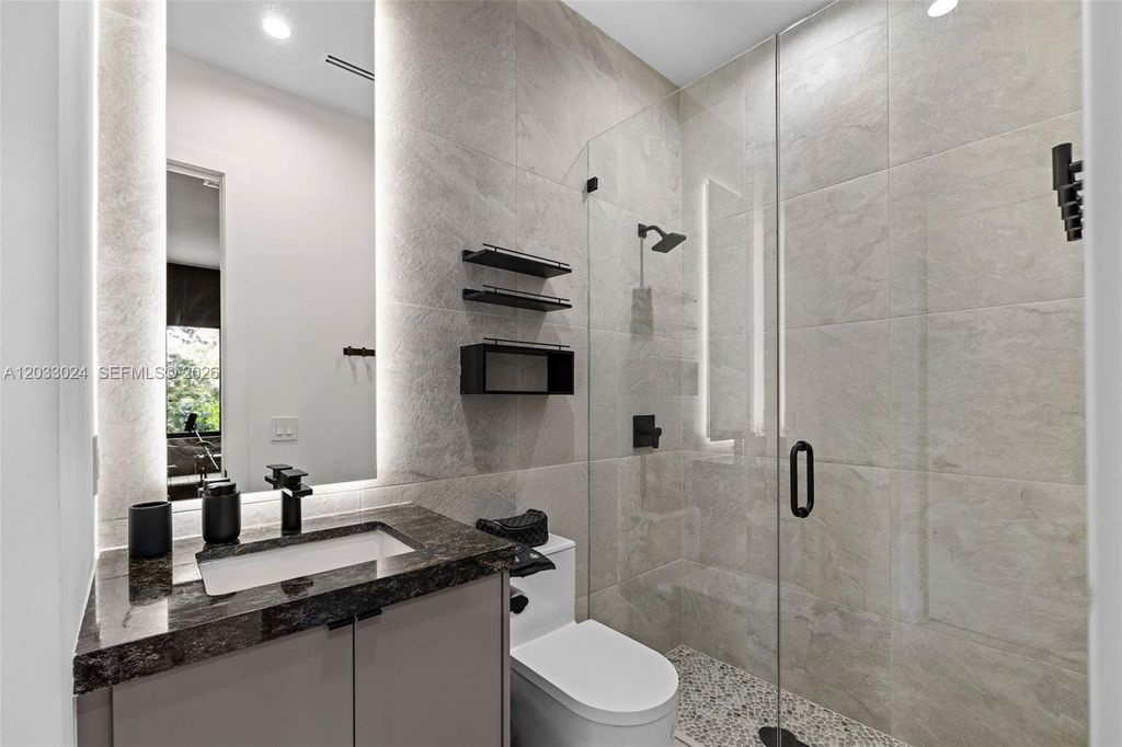 Image 40 of property listing at 14910 SW 16th Ct, Davie, FL 33326