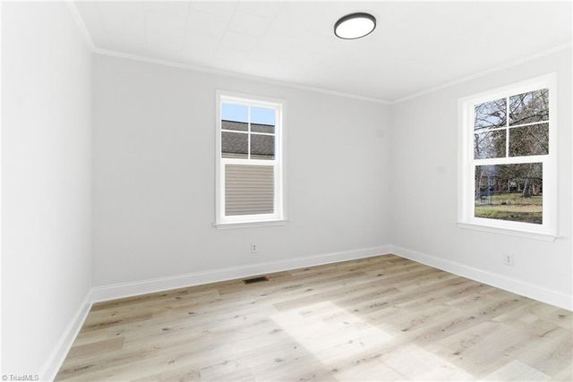 1414 Tarleton Avenue, Burlington, NC 27215