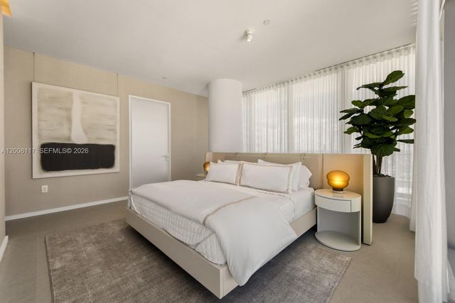 2000 S Ocean Dr 17A, Hallandale Beach, FL 33009