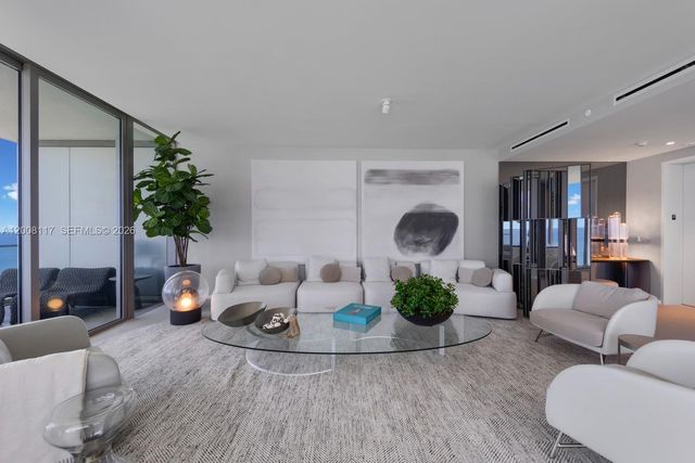 2000 S Ocean Dr 17A, Hallandale Beach, FL 33009