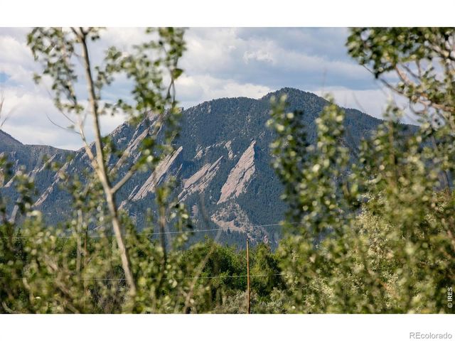 3990 Pleasant Ridge Road, Boulder, CO 80301