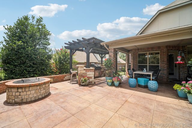 507 N 83rd Place, Broken Arrow, OK 74014