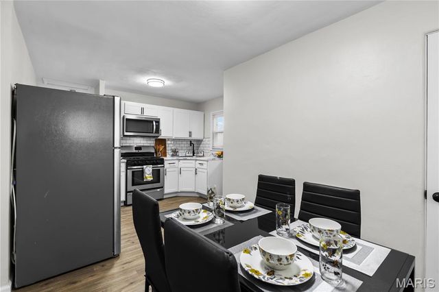 8417 Betty Lee Avenue, St Louis, MO 63114