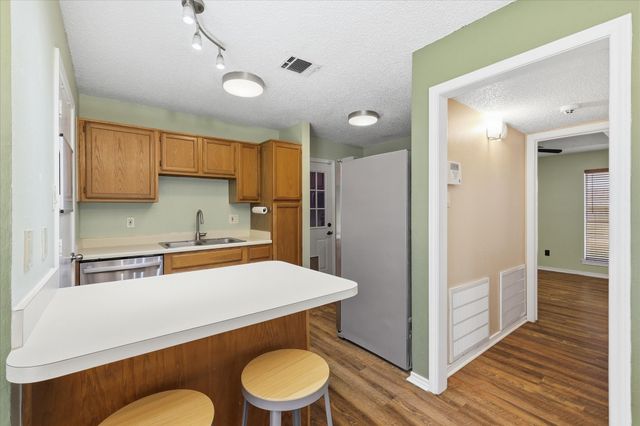 1809 Water Oak Drive, Lewisville, TX 75067