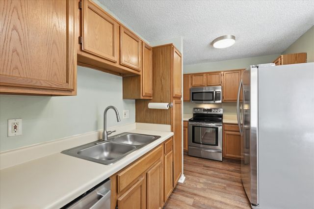 1809 Water Oak Drive, Lewisville, TX 75067
