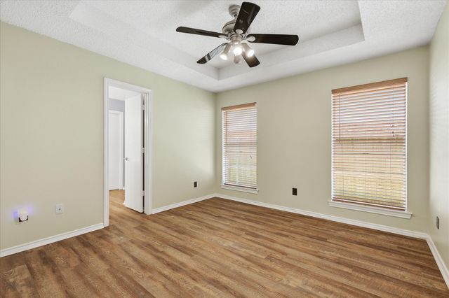 1809 Water Oak Drive, Lewisville, TX 75067