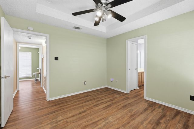 1809 Water Oak Drive, Lewisville, TX 75067