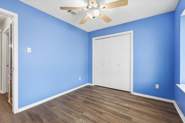 1809 Water Oak Drive, Lewisville, TX 75067