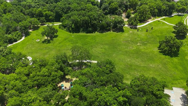 1809 Water Oak Drive, Lewisville, TX 75067