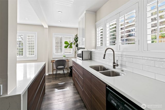 1623 Ferry Avenue SW, Seattle, WA 98116