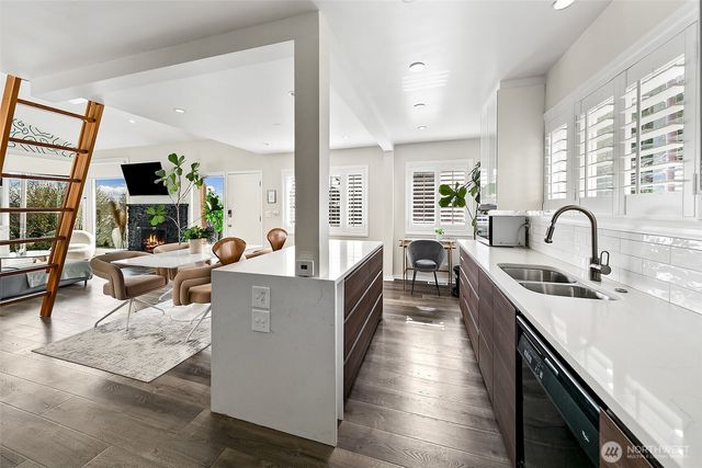 1623 Ferry Avenue SW, Seattle, WA 98116