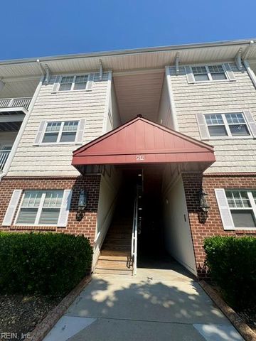 912 Southmoor Dr Unit 301, Virginia Beach, VA 23455