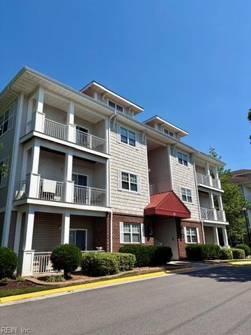 912 Southmoor Dr Unit 301, Virginia Beach, VA 23455