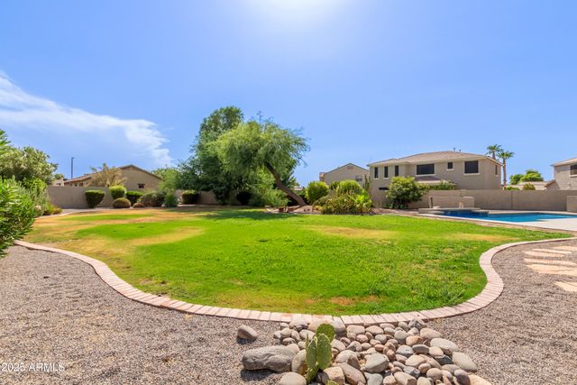 1481 E LARK Street, Gilbert, AZ 85297