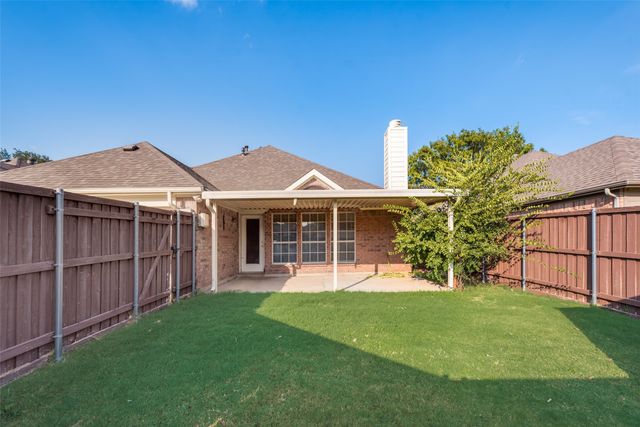 1152 Taylor Lane, Lewisville, TX 75077