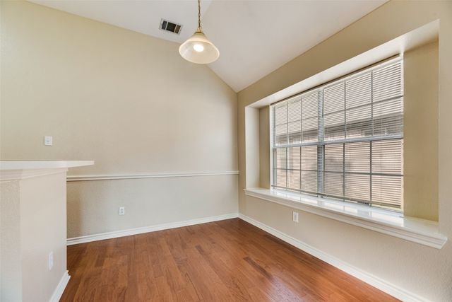 1152 Taylor Lane, Lewisville, TX 75077