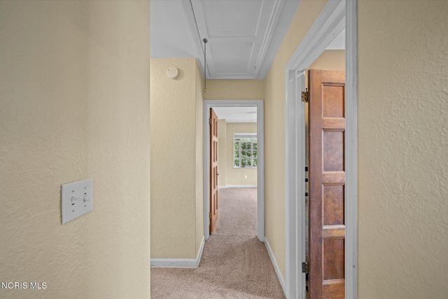 2823 Goddard Rd, Toledo, OH 43606