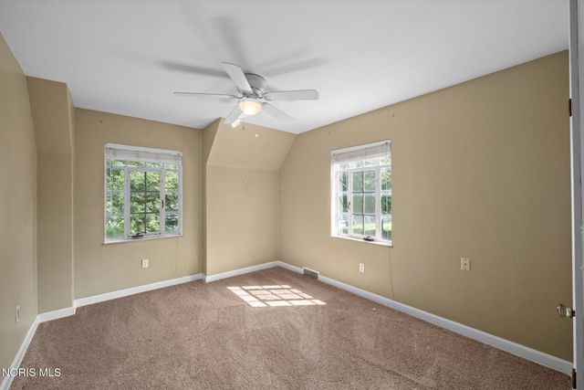 2823 Goddard Rd, Toledo, OH 43606