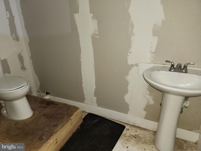 1115 BONAPARTE AVE, Baltimore, MD 21218